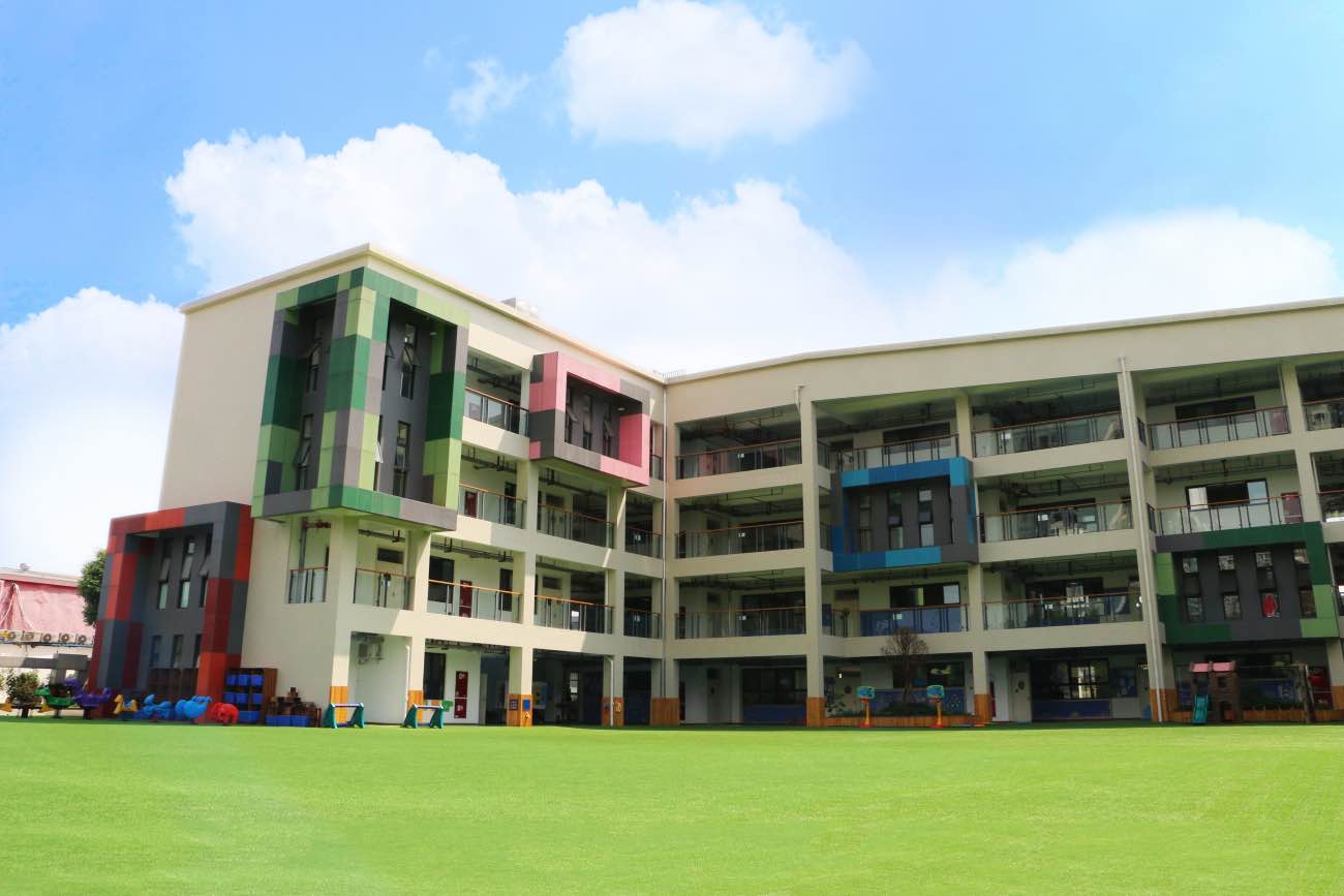 成都武侯七幼作为幼儿园管理政企创新合作范例接待陕西领导调研